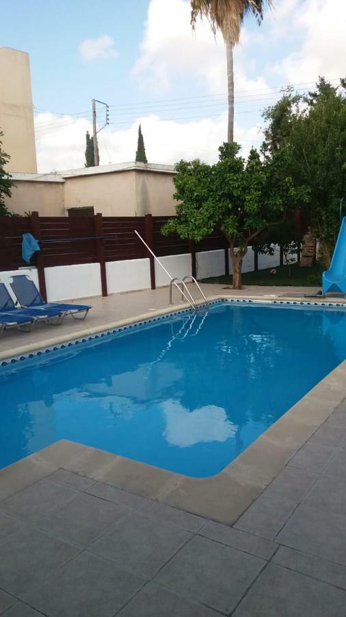 Alekas Pool And Garden Home Pafos Exterior foto